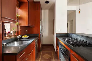 176 Broadway, New York City, NY 10038 - Photo 2