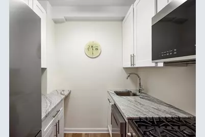 30 E 37th Street #8K, New York City, NY 10016 - Photo 4