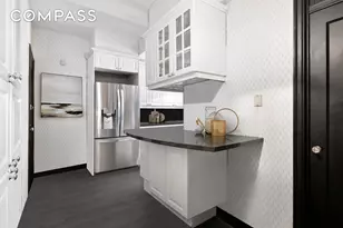 136 E 64th St, New York City, NY 10065 - Photo 6