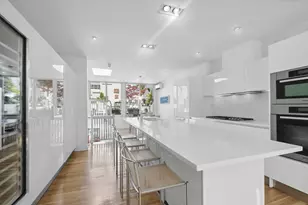 152 E 63rd St, New York City, NY 10065 - Photo 4