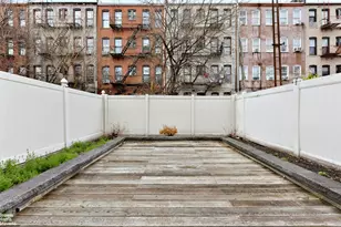302 Weirfield St, New York City, NY 11237 - Photo 10