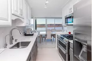 2521 Palisade Ave, New York City, NY 10463 - Photo 4