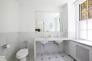 117 E 72nd St, New York City, NY 10021 - Photo 10