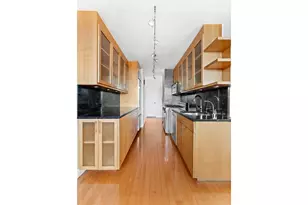 75 Henry St, New York City, NY 11201 - Photo 6