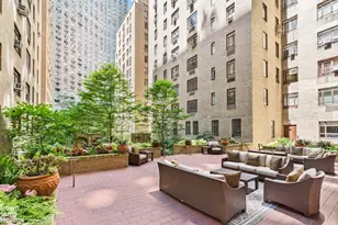 25 Central Prk W, New York, NY 10023 - Photo 10