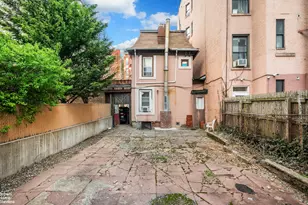 502 E 118th St, New York City, NY 10035 - Photo 4