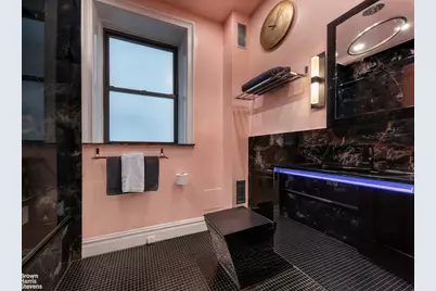 251 W 95th Street #2N, New York City, NY 10025 - Photo 10