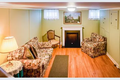 84-25 249th Street, New York City, NY 11426 - Photo 6