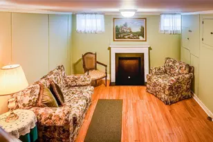 84-25 249th St, New York City, NY 11426 - Photo 6