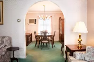 84-25 249th St, New York City, NY 11426 - Photo 8