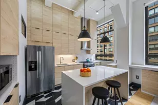 348 W 38th St, New York City, NY 10018 - Photo 4