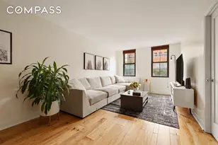 222 W 14th St, New York City, NY 10011 - Photo 2
