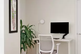 222 W 14th St, New York City, NY 10011 - Photo 4