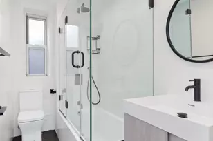 414 E 52nd St, New York City, NY 10022 - Photo 8