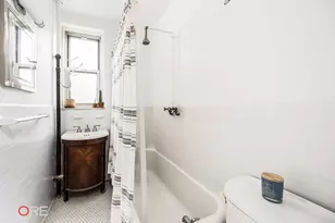 35-22 80th St, New York City, NY 11372 - Photo 6