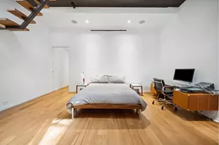 240 Centre St, New York City, NY 10013 - Photo 16