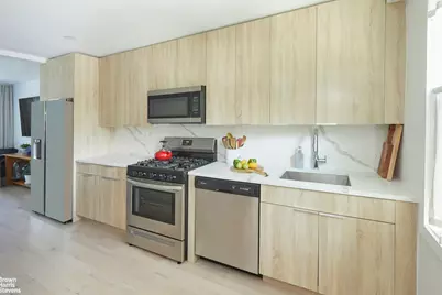 4601 Henry Hudson Parkway #A7, New York City, NY 10471 - Photo 2