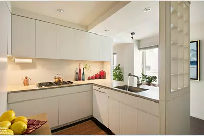 106 Central Park S #22H, New York City, NY 10019 - Photo 4