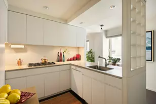 106 Central Park S, New York City, NY 10019 - Photo 16