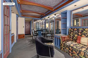 220 E 57th St, New York City, NY 10022 - Photo 2