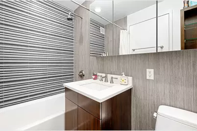 215 Ave B #2B, New York City, NY 10009 - Photo 8