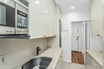 83-80 118th Street #3P, New York City, NY 11415 - Photo 4