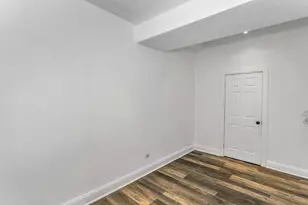 67-25 Clyde St, New York City, NY 11375 - Photo 16