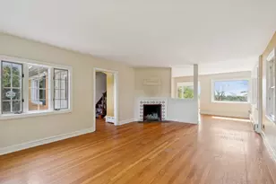 1197 Todt Hill Rd, New York City, NY 10304 - Photo 16