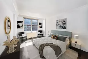 207 E 74th St, New York City, NY 10021 - Photo 8