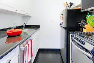 200 E 27th St, New York City, NY 10016 - Photo 4