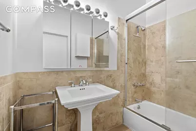 565 Broadway #8W, New York City, NY 10012 - Photo 12