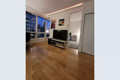350 W 42nd Street #17i, New York City, NY 10036 - Photo 2