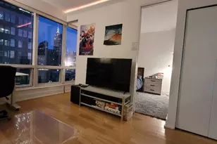 350 W 42nd St, New York City, NY 10036 - Photo 2