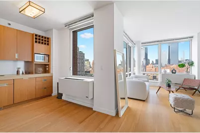 450 W 17th Street #1910, New York City, NY 10011 - Photo 1