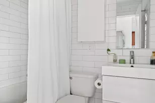 112 Washington Ave, New York City, NY 11205 - Photo 28