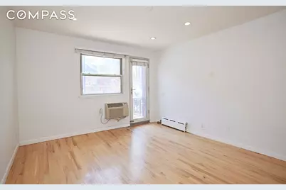 211 Thompson Street #5L, New York City, NY 10012 - Photo 4