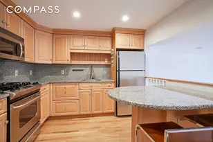 211 Thompson St, New York City, NY 10012 - Photo 2