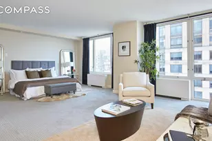 220 Riverside Blvd, New York City, NY 10069 - Photo 4