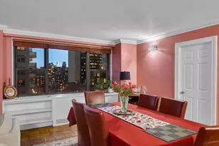 400 E 56th St, New York City, NY 10022 - Photo 2