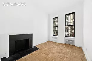 134 W 80th St, New York City, NY 10024 - Photo 2