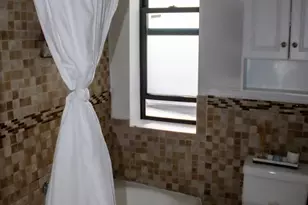 645 Barretto St, New York City, NY 10474 - Photo 4