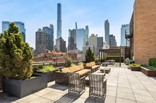 432 W 52nd St, New York City, NY 10019 - Photo 6