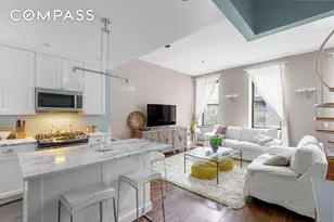 161 W 71st St, New York City, NY 10023 - Photo 2