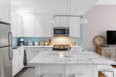 161 W 71st Street #4, New York City, NY 10023 - Photo 4