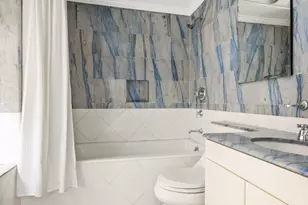 1045 Park Ave, New York City, NY 10028 - Photo 12