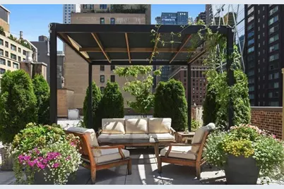 333 W 57th Street #302, New York City, NY 10019 - Photo 12