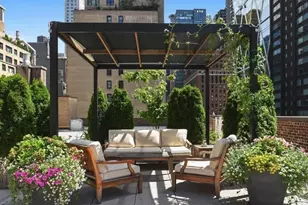 333 W 57th St, New York City, NY 10019 - Photo 12