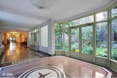 333 W 57th Street #302, New York City, NY 10019 - Photo 24