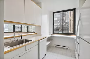 2000 Broadway, New York City, NY 10023 - Photo 4
