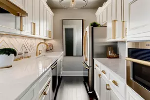 400 E 54th St, New York City, NY 10022 - Photo 12